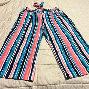 Multi color capri/cropped pants